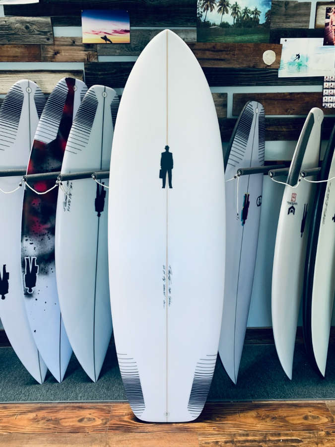 big guy shortboard for small waves with wide tail block